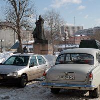 Охраняемая парковка. :: Борис Бутцев