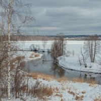 Зимняя река :: Валерий Иванович