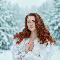 Зимняя фея.. :: Зинаида Манушкина
