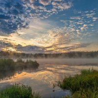 Майское утро на озере Черном :: Валерий Иванович