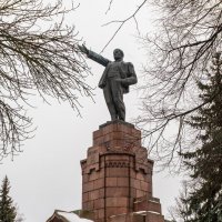 Памятник Ленину. :: Владимир Орлов