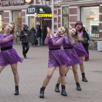 Танцы на улице(17) :: Александр Степовой 