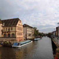Страсбург. река Иль приток Рейна :: Гала 