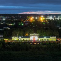 Вид на вечернюю Ухту с горы Ветлосян. :: Николай Зиновьев