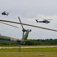 Любимые Ми-28Н пилотажной группы "Беркуты" и Ми-8 :: Анастасия Косякова