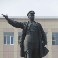 Памятник Сергею Мироновичу Кирову :: Наиля 