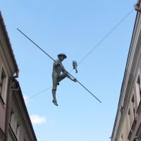 По канату в городе Люблине. Статуя. :: Валюша Черкасова