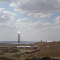 "солнечная башня" Института солнца в Негеве :: Александр Корчемный