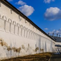 фортификационные стены Саввино Сторожевского монастыря :: Георгий А