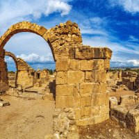 Руины крепости Саранта Колонес. Археологический парк Пафоса, Кипр. :: Павел Сытилин