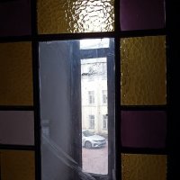 Окно во двор в обычной парадной (Санкт-Петербург) :: Ольга И