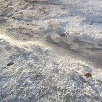 Река ещё подо льдом... :: Андрей Хлопонин