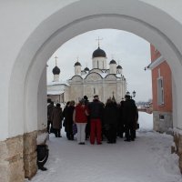 Вход в монастырь :: Валерий 