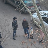 Милиция,пока только лёгкое разъяснение... :: Андрей Хлопонин