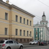 Санкт-Петербург, Здание Академии Наук и рядом здание Кунсткамеры :: Фотогруппа Весна