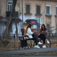 Девчата ... :: Евгений Хвальчев