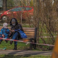 Прогулки в Весеннем Парке :: юрий поляков