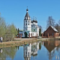 Знаменская церковь в Кузьминском :: Евгений Кочуров