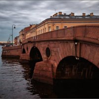 Тучи над городом встали... :: Сергей Кичигин