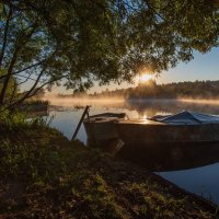 Ранним,летним утро на реке Дубне. :: Виктор Евстратов