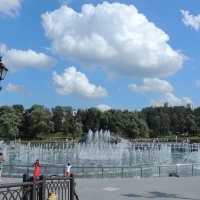 Светомузыкальный фонтан в парке Царицыно.2013 :: Александр Качалин