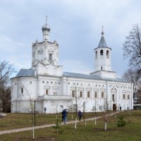 Солотча. Церковь Сошествия Святого Духа в Солотчинском монастыре. Вид с алтарной части. :: Наташа *****