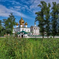 Монастырь в городе Углич :: Эдуард Пиолий