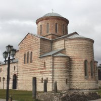 Храм в Абхазии :: Валерий 