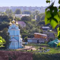 Вид на Казанскую церковь в селе Великий Враг. :: Ната Волга