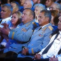Три Героя РФ рядом с Министром Обороны и Главкомом ВДВ :: Юрий Велицкий