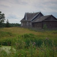 Деревенский дом. :: Ирэна Мазакина