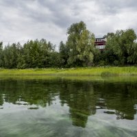 Волга пасмурным августовским днем... п. Федоровка, Самарская область... :: Наталья Меркулова