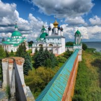 Яковленский Дмитриевский монастырь с верху :: Георгий А