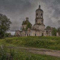 Благовещенская церковь с часовней. XVIII век. :: Борис Гольдберг