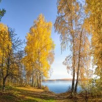 У озера :: Vladimbormotov 