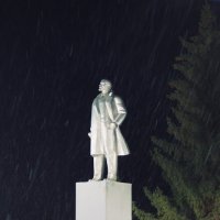 Ленин и первый снег :: Timoteo Cirkla
