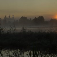 Явление рассветного Ферапонтова в тумане :: Александра 