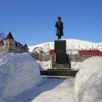 Памятник Сергею Мироновичу Кирову :: Ольга 