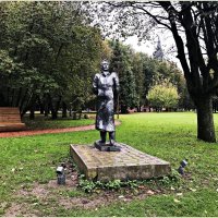 Пушкин в парке. :: Валерия Комова