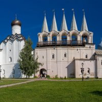 Тихвинский монастырь. :: юрий макаров