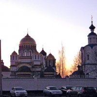 Рассвет над Свято-Успенским монастырём :: Борис Митрохин