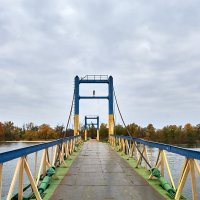Пешеходный мост в гидропарке Херсона :: Алексей Р.