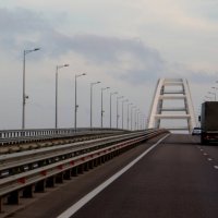 Дорога на Крымский мост :: Валерий 