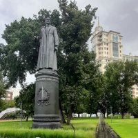 Памятник Дзержинскому в парке Музеон в Москве. :: владимир 