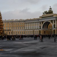 Дворцовая площадь. :: Константин Шабалин