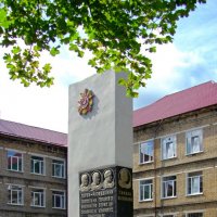 Памятник комсомольцам-разведчикам :: Сергей Карачин