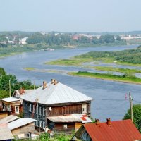Тотьма. Вид на город и Сухону с моста. :: Ольга Елисеева