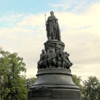 Памятник Екатерине II в Ст.-Петербурге. :: Елена 