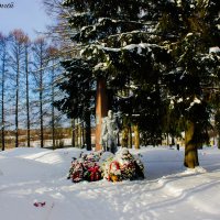 Зима на воинском погосте :: Сергей Кочнев