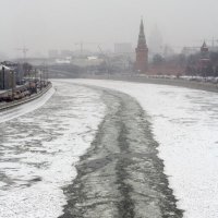 март :: Михаил Бибичков